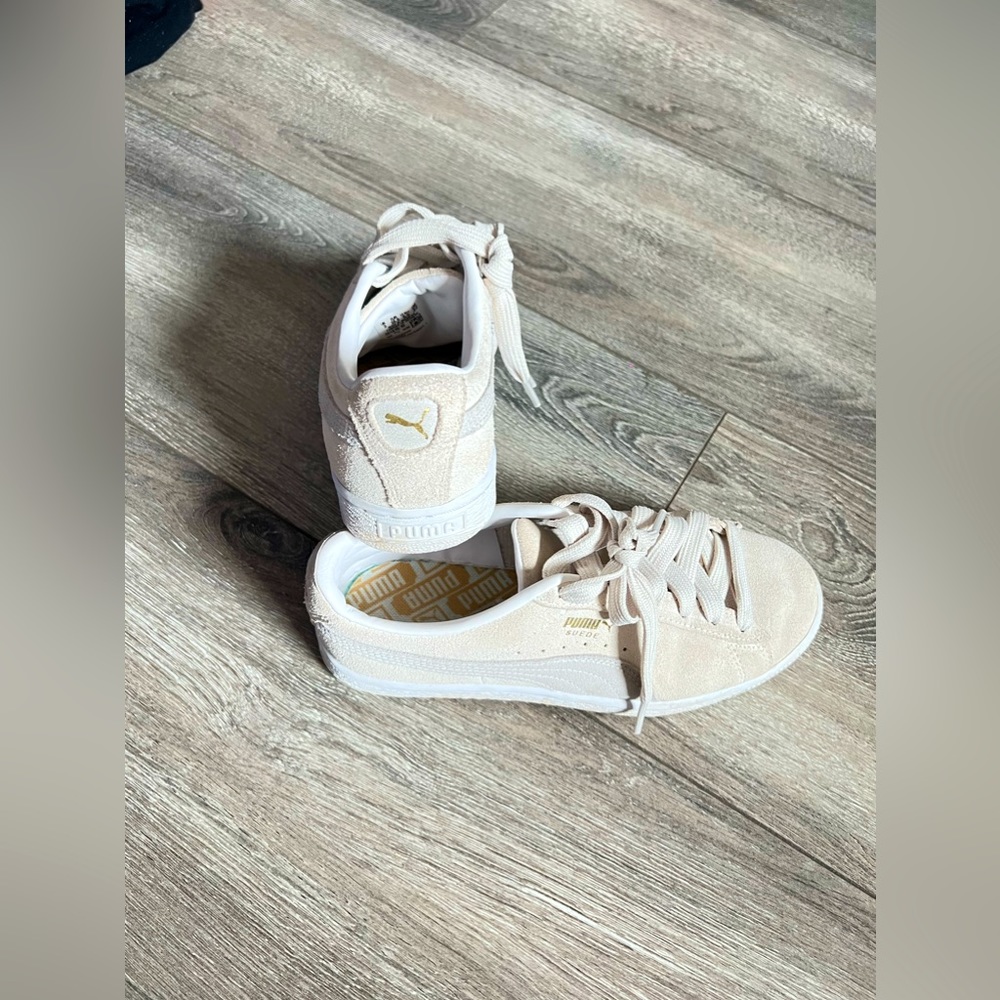 Puma sneakers